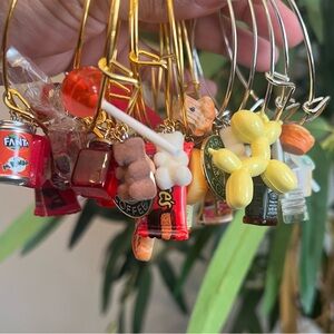 MJ’s mixed charms bracelets are back!💕 Gold,Silver, & Rose Gold! 2pc set